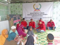Jalin Silaturahmi, DPC PWRI Kabupaten Pesawaran Adakan Buka Bersama Anggota Serta Beri Santunan Kepada Lansia Dan Anak Yatim