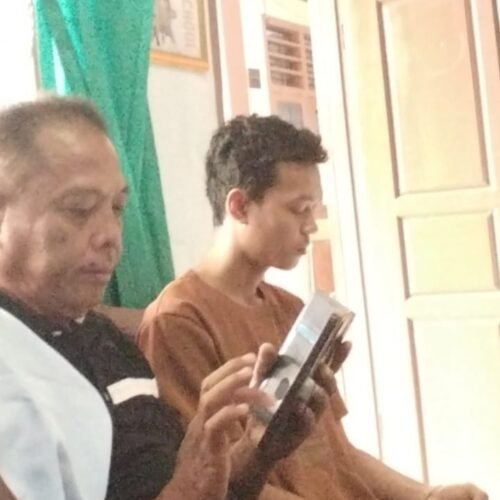 Iskandar dan Radit Ucapkan Terimakasih Kepada Pihak Sekolah SMK Pelita Gedongtatan dan Ketum FMFB Terkait Penyerahan Ijasah 