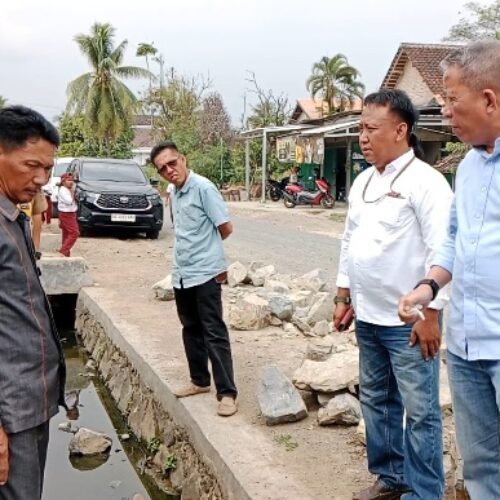 G – MAKI Dampingi Komisi III DPRD Pesawaran Kroscek Proyek Di Way Khilau Diduga Dikerjakan Amburadul Asal Jadi