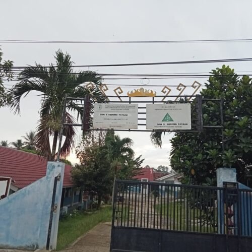 LSM PENJARA DPD LAMPUNG MEMINTA APH LAKUKAN PEMERIKSAAN DI SDN 5 GEDONGTATAAN TERKAIT DANA BOS TA- 2024-2025