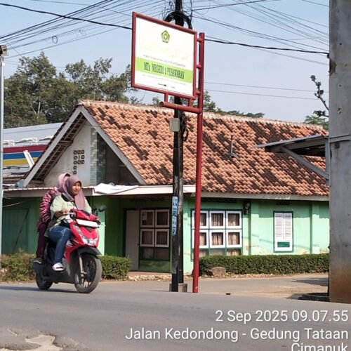 Kabel Wifi Semrawut Menumpang Terpasang Di Tiang Milik PLN Menuai Kritik Dari Masyarakat dan Aktivis G – MAKI