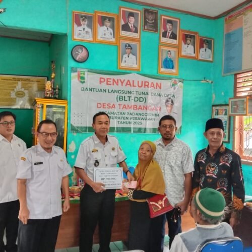 PENYALURAN BLT-DD TAHAP III DESA TAMBANGAN BERJALAN LANCAR