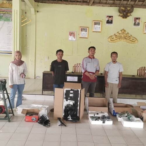 Pemerintah Tiyuh Way Sido Berikan Bantuan Mesin untuk-UMKN Masyarakat Guna Meningkatkan Perekonomian