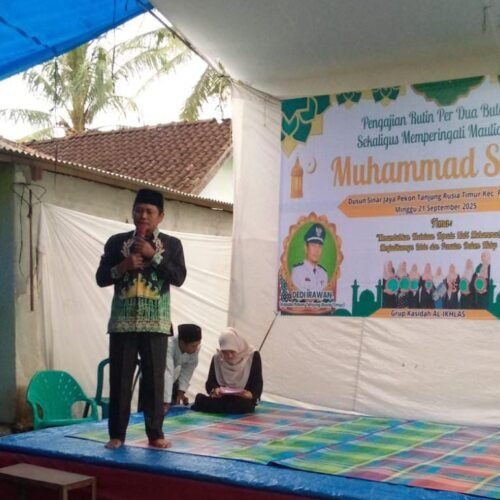 Kepala Pekon Tanjung Rusia Timur Hadiri Kegiatan Pengajian Rutin Sekaligus Memperingati Maulid Nabi Muhammad SAW 1447 H 2025 M