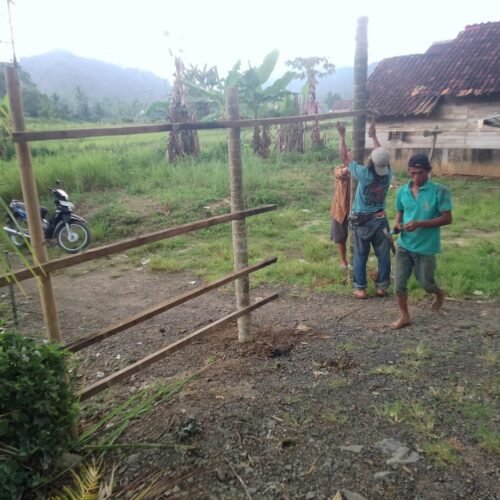 A. Yung Pengusaha Kaplingan Diduga Serobot Tanah Milik Warga Untuk Jalan Ke Tanah Kaplingan Nya