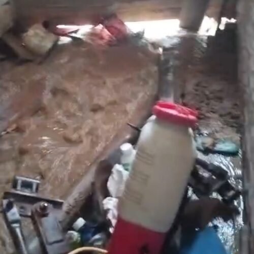 RUMAH WARGA BLITAREJO TERHANTAM BANJIR, KORBAN HARAP PERHATIAN PEMERINTAH