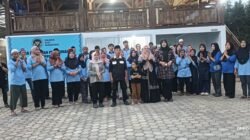 Jelang Penghujung Ramadhan SPPG Padang Manis Bukber Dan Berbagai Kepada Para Relawan