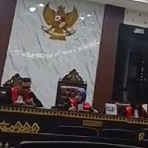 Sorotan Tajam di Sidang Baheromsyah: AJB Tak Terdaftar, Bukti Minim, Unsur Pidana Diragukan