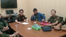 LSM Trinusa Serahkan Berkas Tambahan Dugaan Korupsi BOS 2 Sekolah di Kabupaten Lampung Selatan Ke Kejaksaan, Rencanakan Aksi Ujuk Rasa 14 Hari ke Depan
