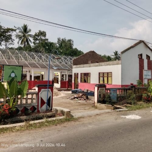 Rehab Gedung SDN 25 Way Lima Pesawaran Diduga Minim Transparansi, Papan Informasi Proyek Tidak Terpasang, Pekerja Tidak Gunakan APD