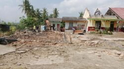 Wali Murid SDN 8 Way Khilau Ucapkan Terimakasih Dimulainya Rehabilitasi Sekolah Tempat Putra Putri Nya Belajar Menimba Ilmu