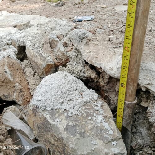 Diduga Terjadi Pengurangan Volume Pondasi, Proyek Revitalisasi SMP Raden Pattah di Way Khilau Jadi Sorotan