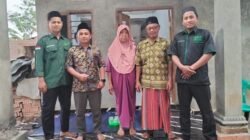 NU Care-LAZISNU PCNU Pesawaran Salurkan Bantuan NU Care Damai untuk Korban Kebakaran di Way Harong