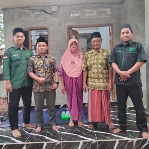 NU Care-LAZISNU PCNU Pesawaran Salurkan Bantuan NU Care Damai untuk Korban Kebakaran di Way Harong