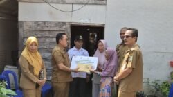 Gerak Cepat Pemda Pesawaran dan BAZNAS Berikan Bantuan Bedah Rumah untuk Lansia Tunawicara di Desa Paya