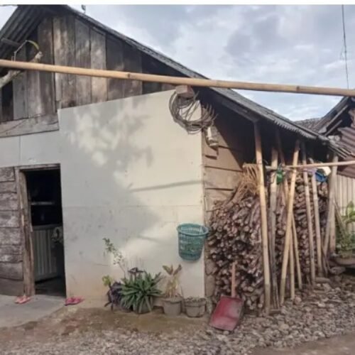 LANSIA PENYANDANG TUNAWICARA DI DESA PAYA KECAMATAN PADANG CERMIN PESAWARAN TINGGAL DI RUMAH TAK LAYAK HUNI, HARAPAN BEDAH RUMAH MASIH MENUNGGU REALISASI