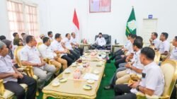 Respon Komplain Pelanggan , Bupati Al-Farlaky Panggil Direktur PDAM ,Bentuk Tim Audit Benahi Layanan Air Bersih