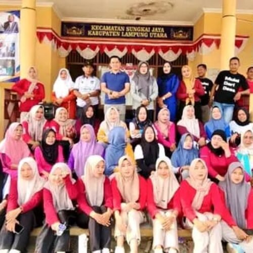 Pererat Silaturahmi, Camat Hamami F. Mega dan Kades Amiruddin Ikuti Senam Sehat Bersama di Sungkai Jaya