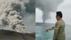 Gunung Anak Krakatau Berstatus Siaga, Abu Vulkanik Terus Keluar dari Kawah