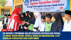 SD Negeri 3 Peudawa Gelar Kegiatan Kepedulian Sosial, 13 Anak Yatim Hadir di Tengah Kebersamaan,Kepala Sekolah Mahdalena S.Pd Berikan Perhatian dan santunan 
